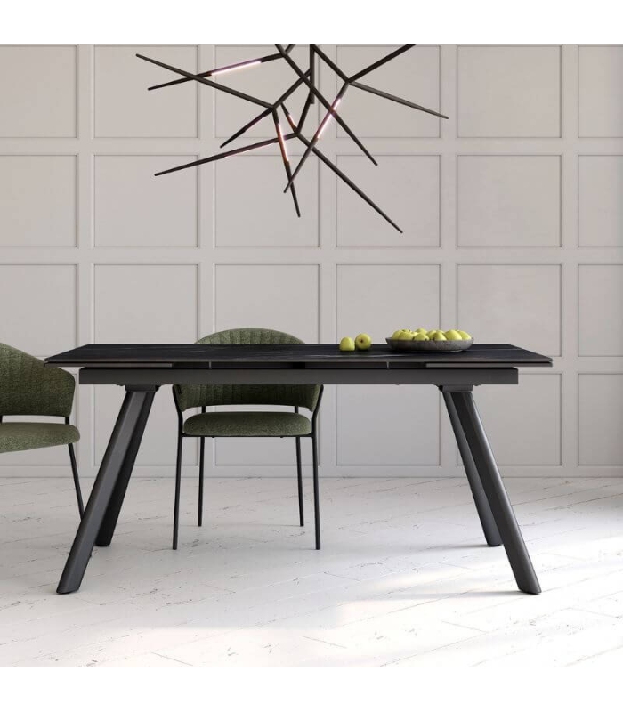 Mesa Comedor Extensible Tasman 160 Cm, Acabado sobre Marquina y patas Negro, en ambiente| SAYEZ |