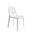 Silla exterior apilable Praga color blanco, ergonómica y cómoda, interior y exterior. Sayez