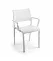 Silla fija apilable Tramontana con brazos color blanco, ergonómica y cómoda, interior y exterior. Sayez